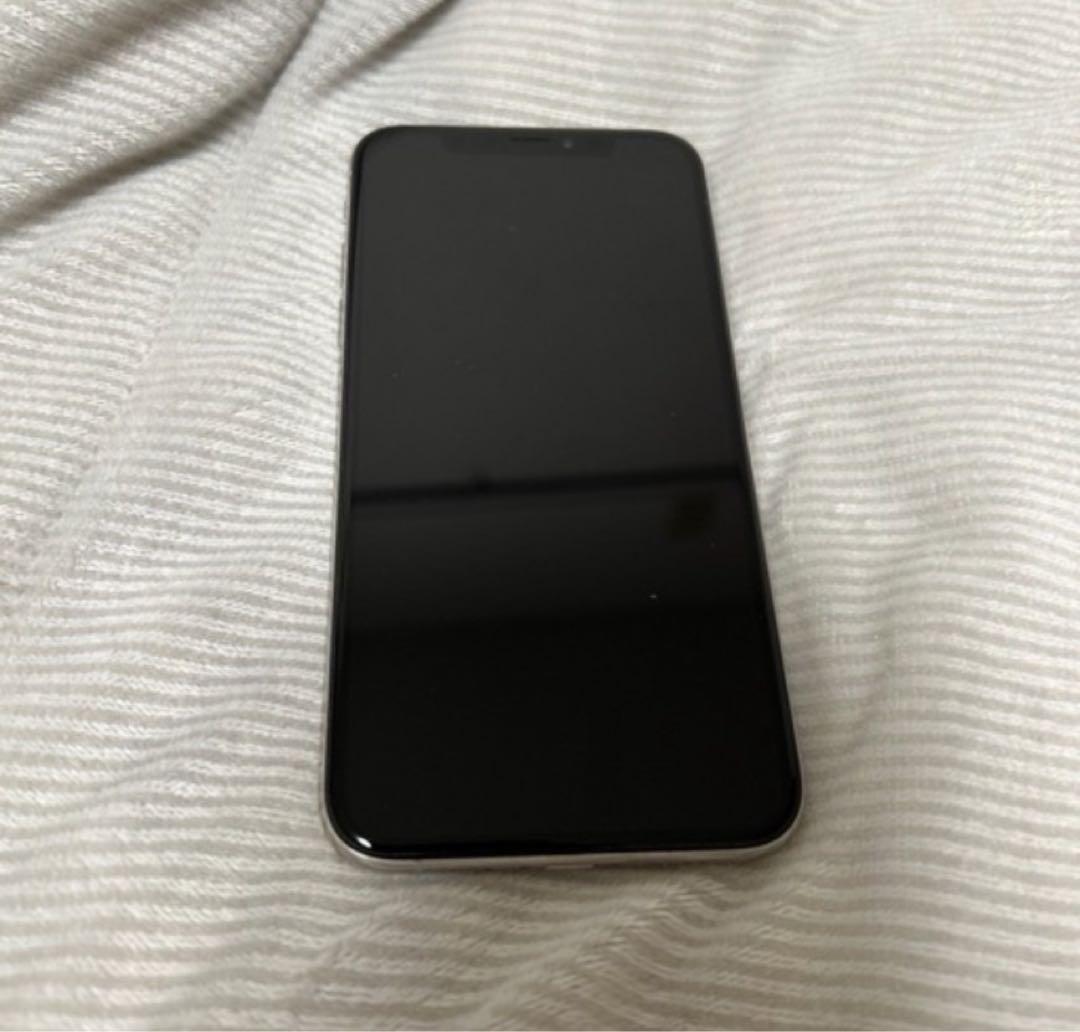 Apple iPhone XS シルバー 本体