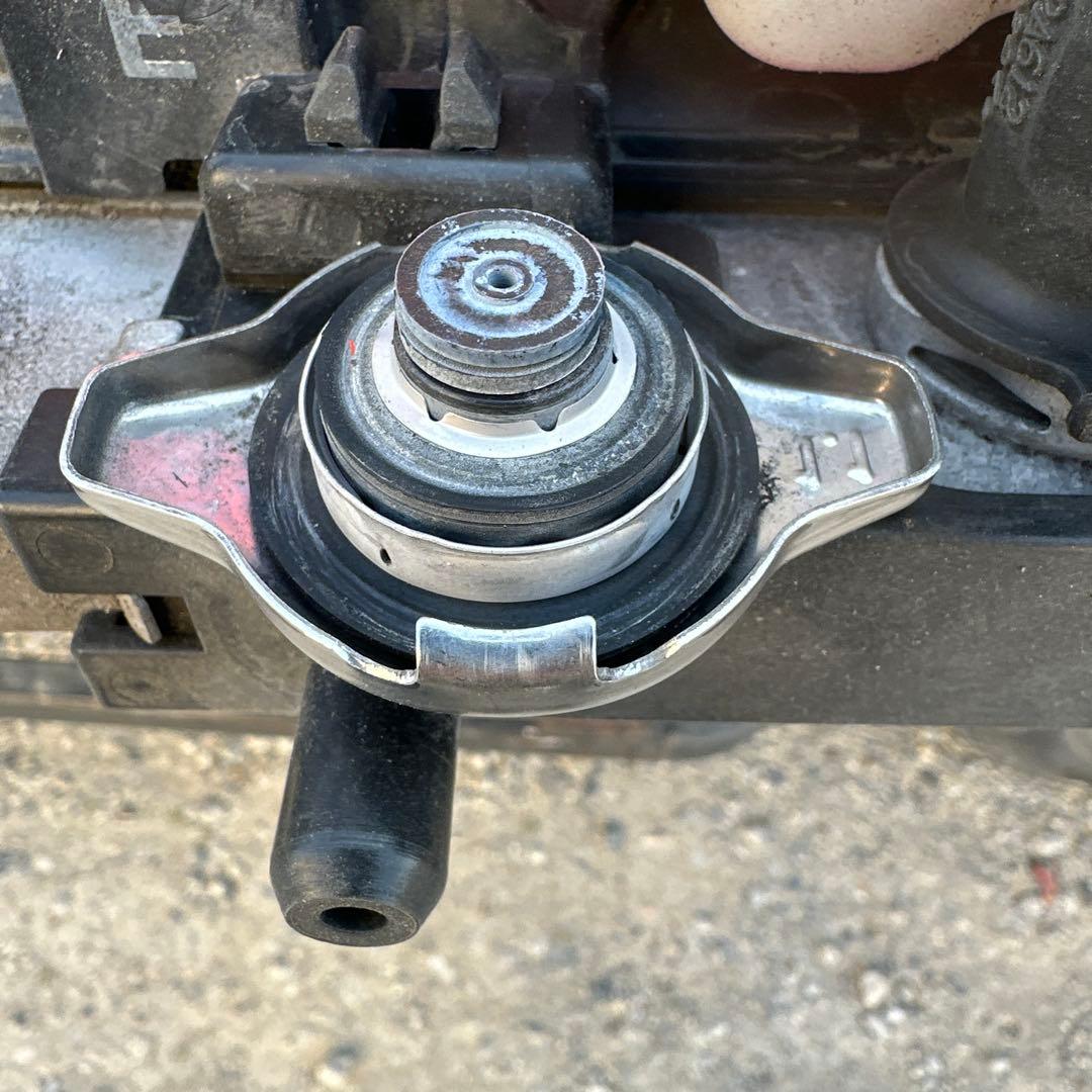 ダイハツ L375Sタント . ターボ ラジエター＆コンデンサ＆ファン