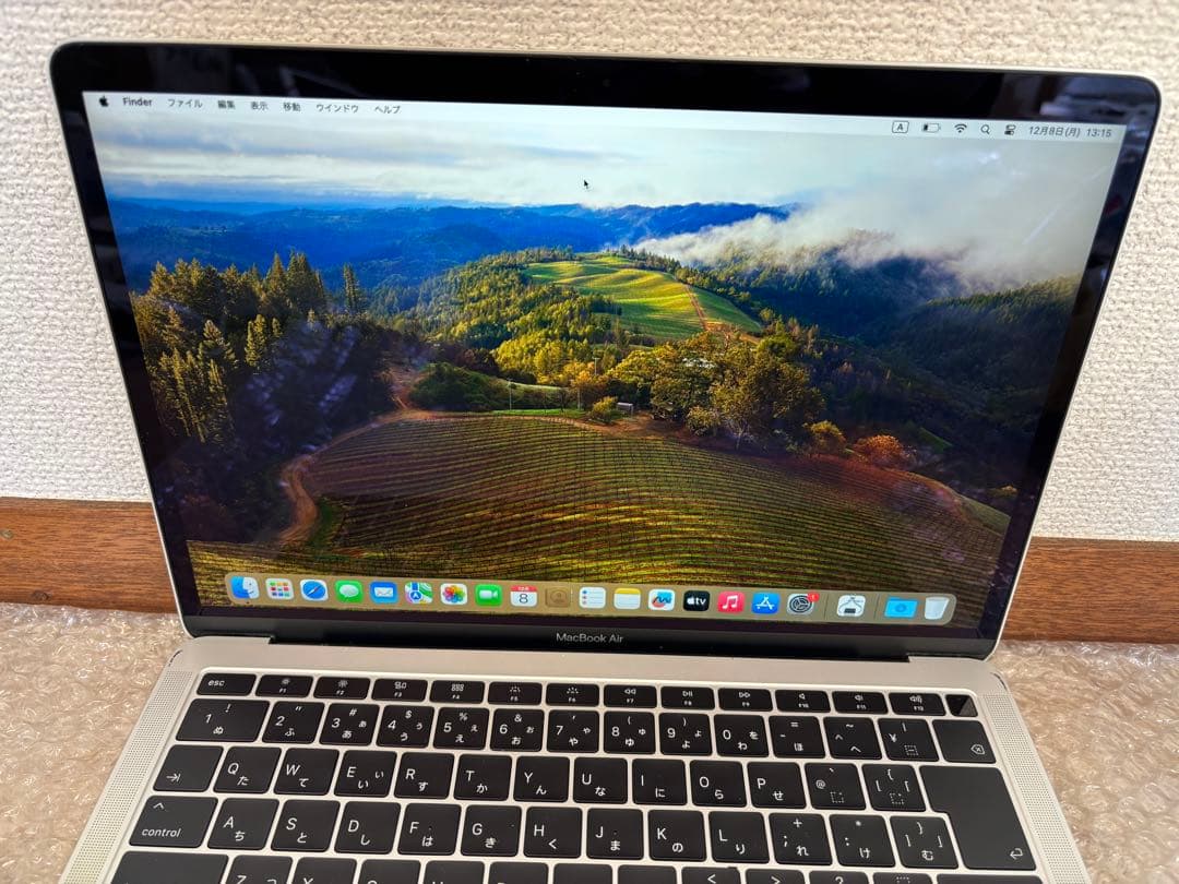 MacBook Air 13インチ　A1932 256GB Retina