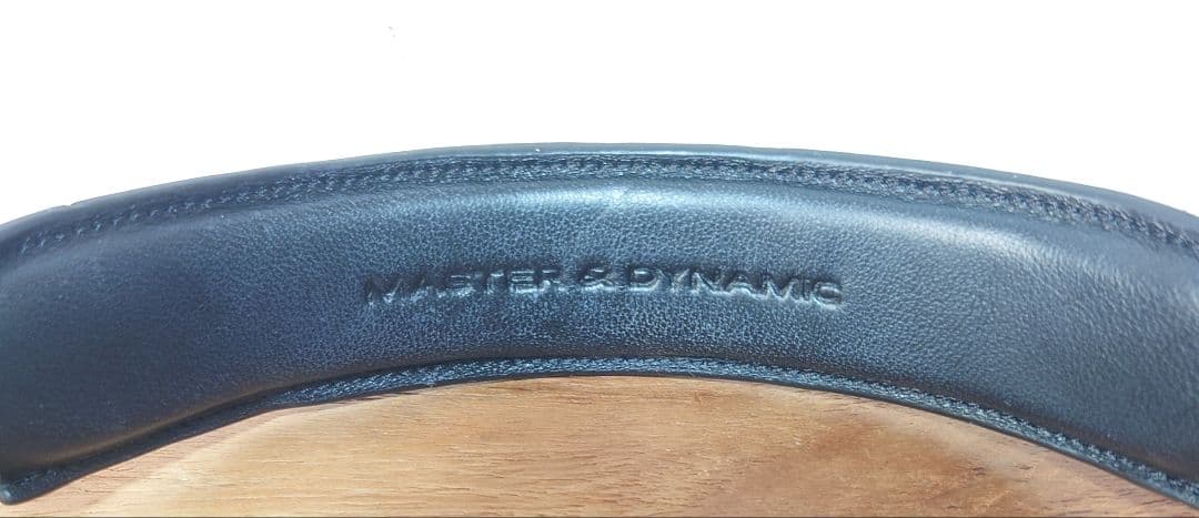 【リアム】CELINE MASTER & DYNAMICワイヤレスヘッド