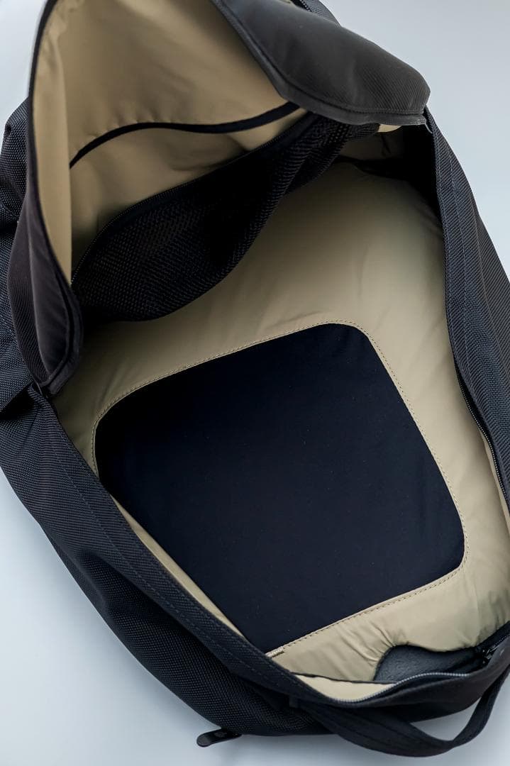 【新年価格】ノースフェイス メトロスケープデイパック 黒