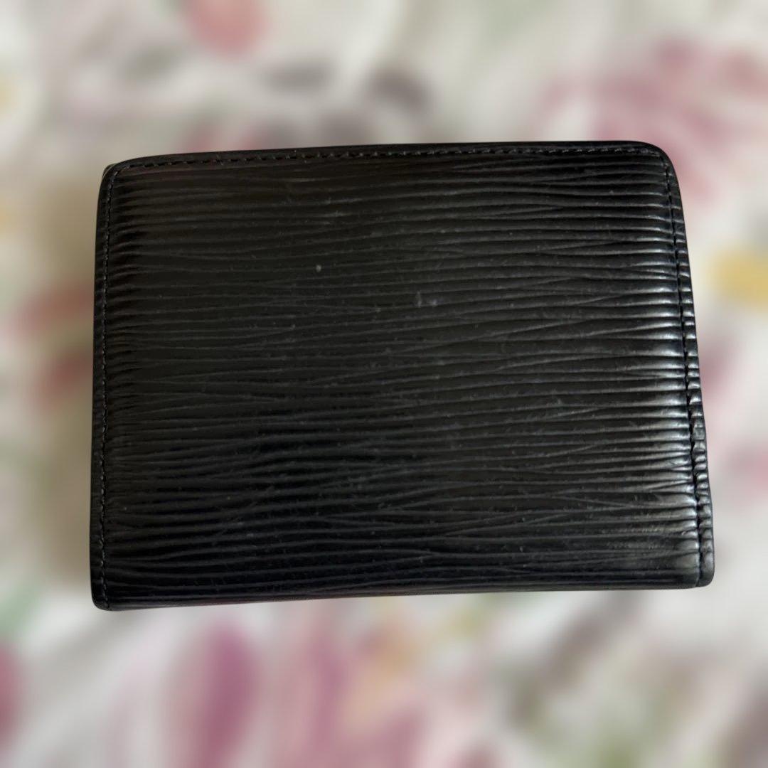 y*o様 ルイ・ヴィトン　ブラック　エピ　中古品