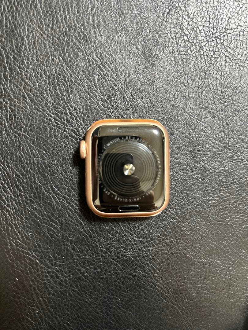 Apple Watch SE 1世代　GPSモデル 40mm