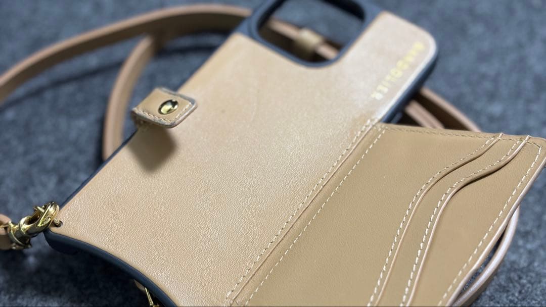 BANDOLIER iPhone15 Pro Max 用ケース