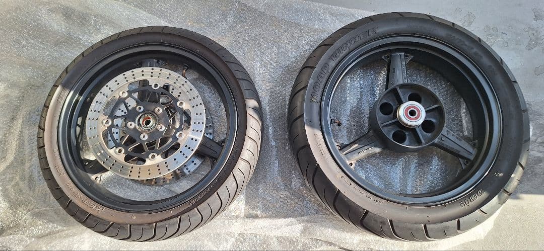 ゼファーχ タイヤホイールセット