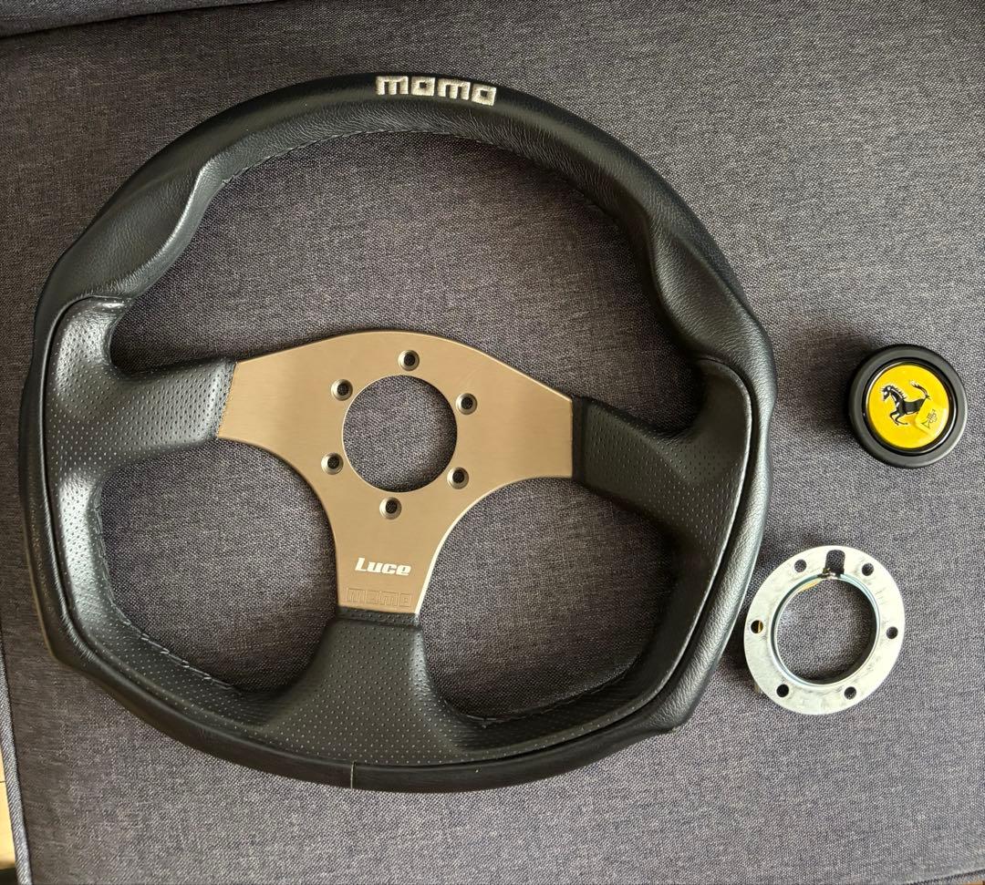 momo Luce ステアリング