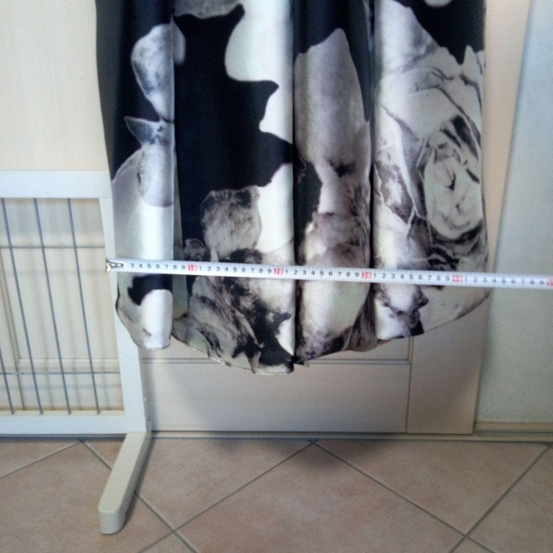 花柄マキシドレスクリーニング済21000円さらに値下げイヤリング、ネックレス付き