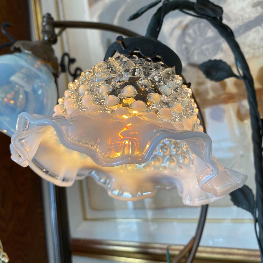 オールドフェントン　オパールセント　ホブネイル　　ガラスシェード