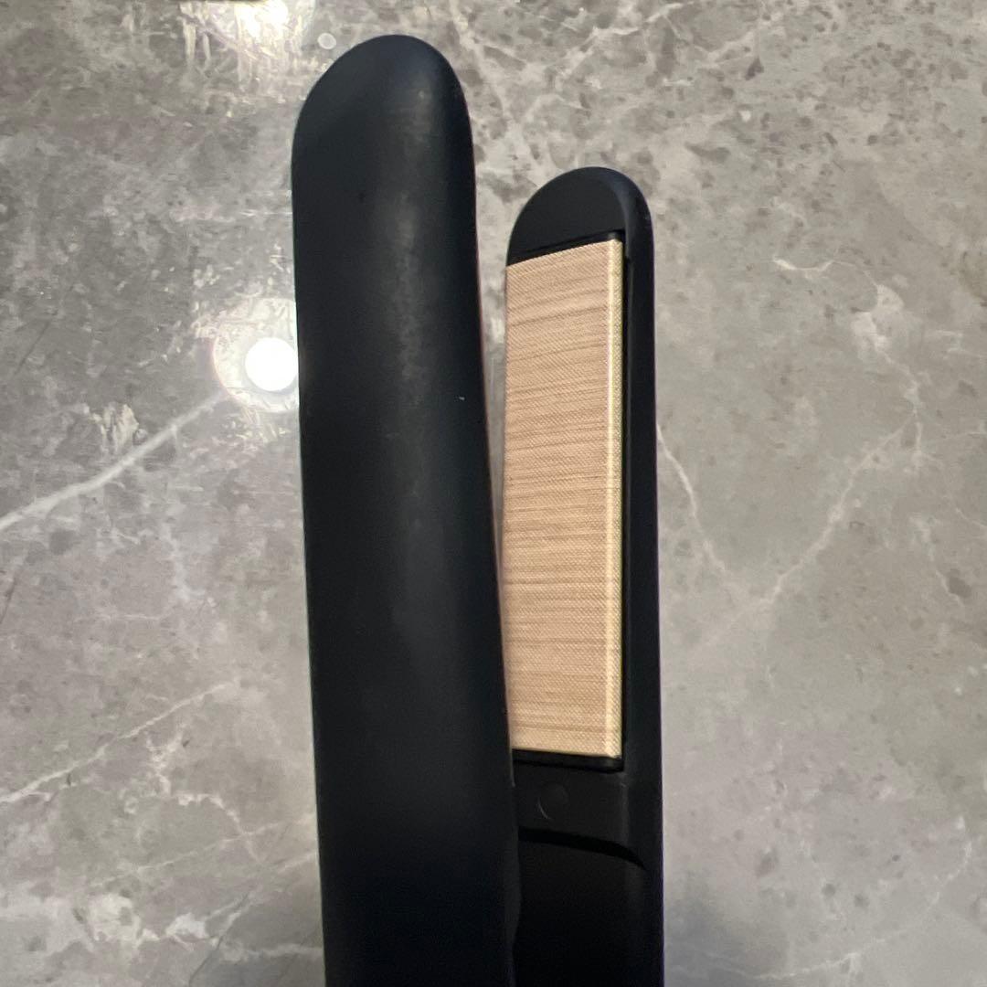 KINUJO ブラック ストレートヘアアイロン