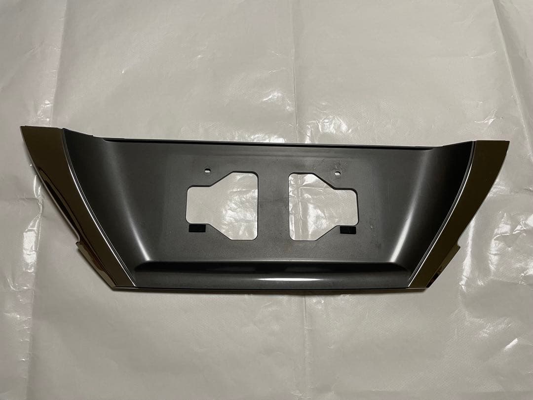 21 クラウン リアナンバーガーニッシュ