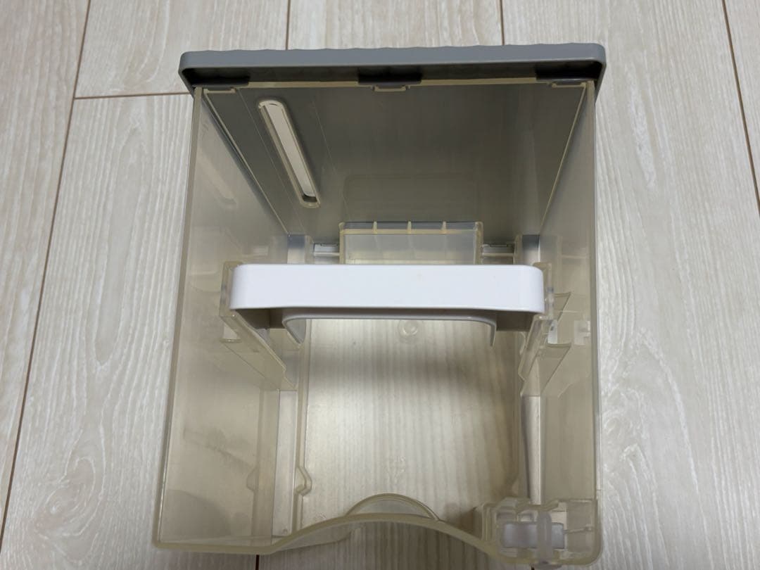 cadoカドー　除湿機　ROOT 7100（DH-C7100）