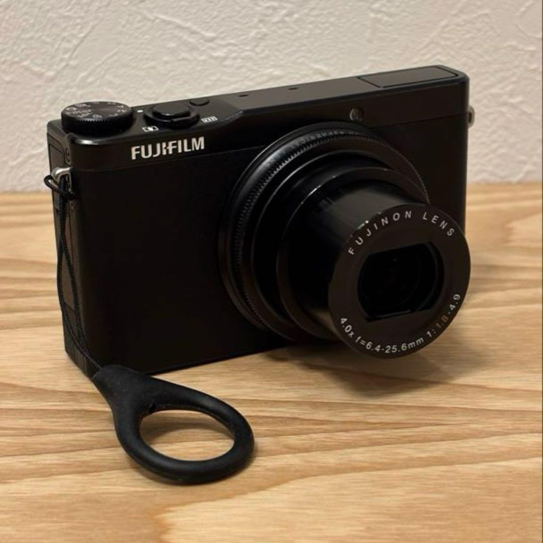 美品⭐︎Fujifilm XQ1 フジフイルム　ブラック