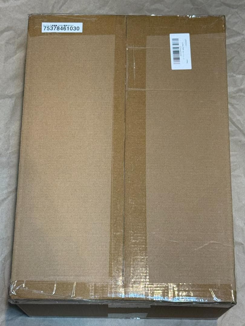 コードレス掃除機　絡まないヘッド　8重濾過　LEDランプ付き