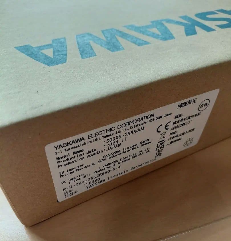 新品未使用　YASKAWAサーボパック SGDXS -2R8AOOA