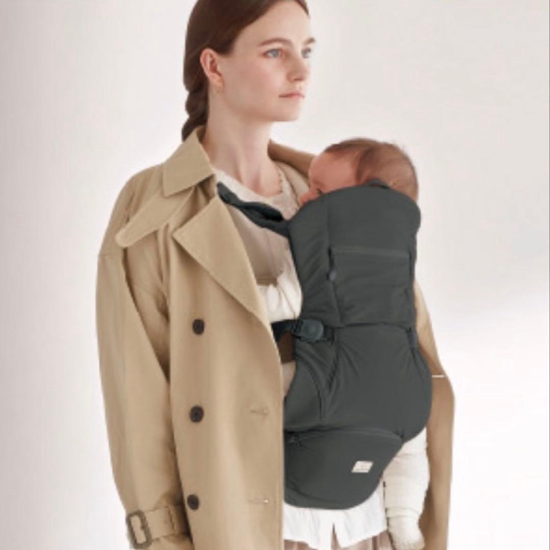 ピトレスク　ベビーキャリアオン　グリーンレーベルリラクシングコラボ　抱っこ紐