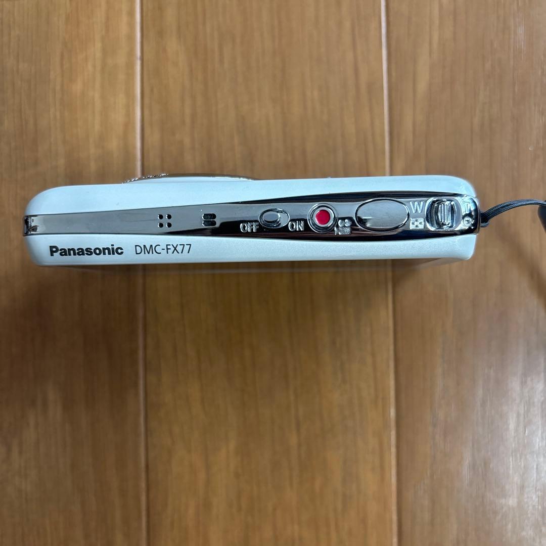 Panasonic DMC-FX77 コンパクトデジタルカメラ