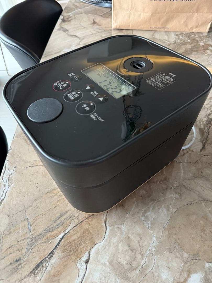 ヒデ象印　炊飯器　STAN 5.5合　21年製 NW-SA10