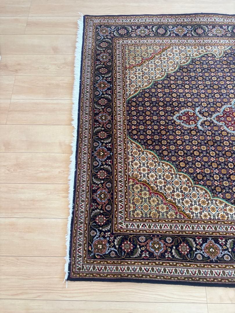 専用！ペルシャ絨毯　タブリーズ　ウールとシルク　ラグ マヒ柄