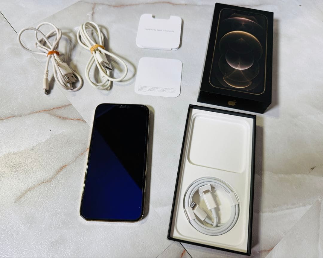 おまけケーブル付き！iPhone12Pro ゴールド 512GB SIMフリー