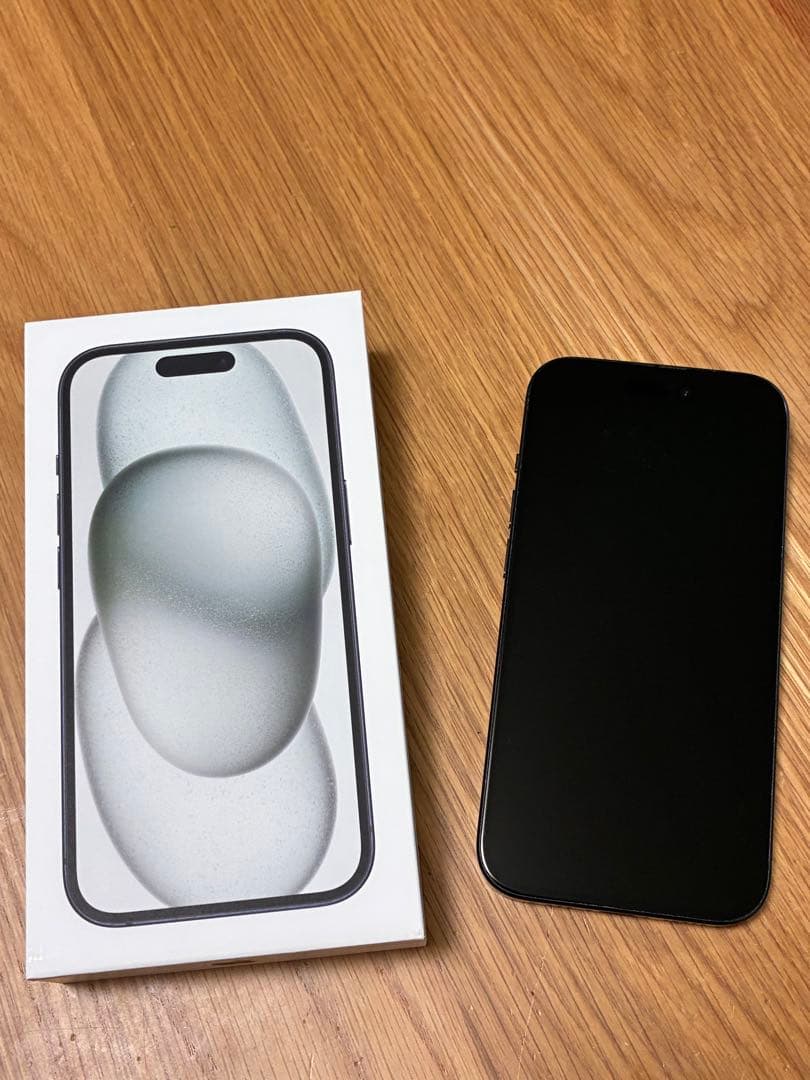 Apple iPhone 15 ブラック　128gb simフリー