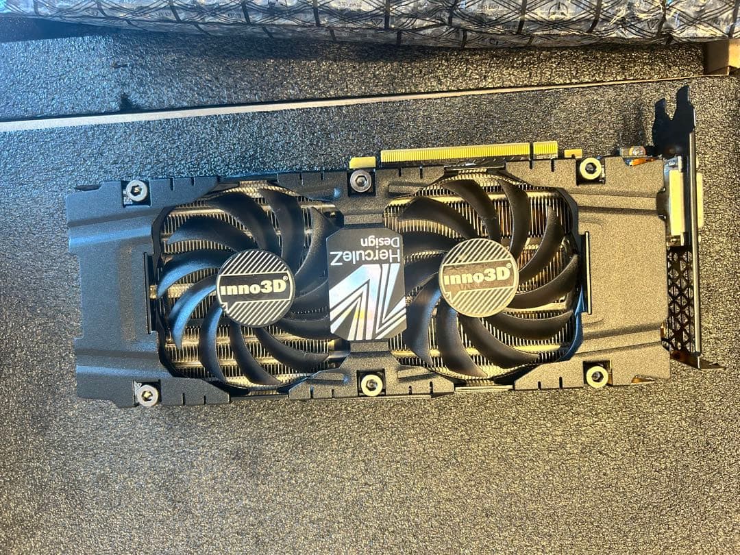 GTX1070 inno3D グラフィックボード