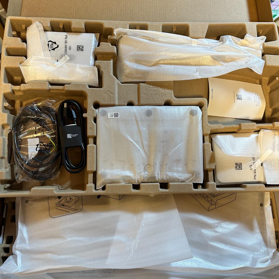 DELL 4K 120Hz 27インチ 液晶モニター