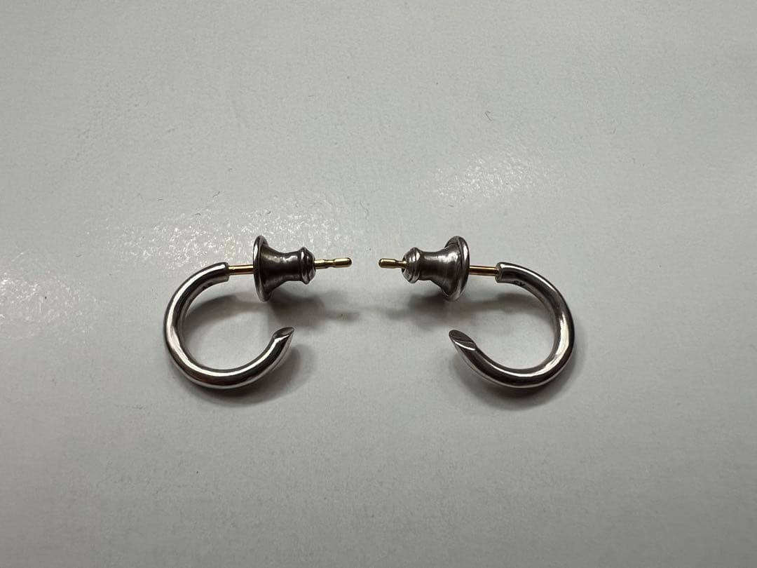 CAREERING キャリアリング　フープピアス　両耳用