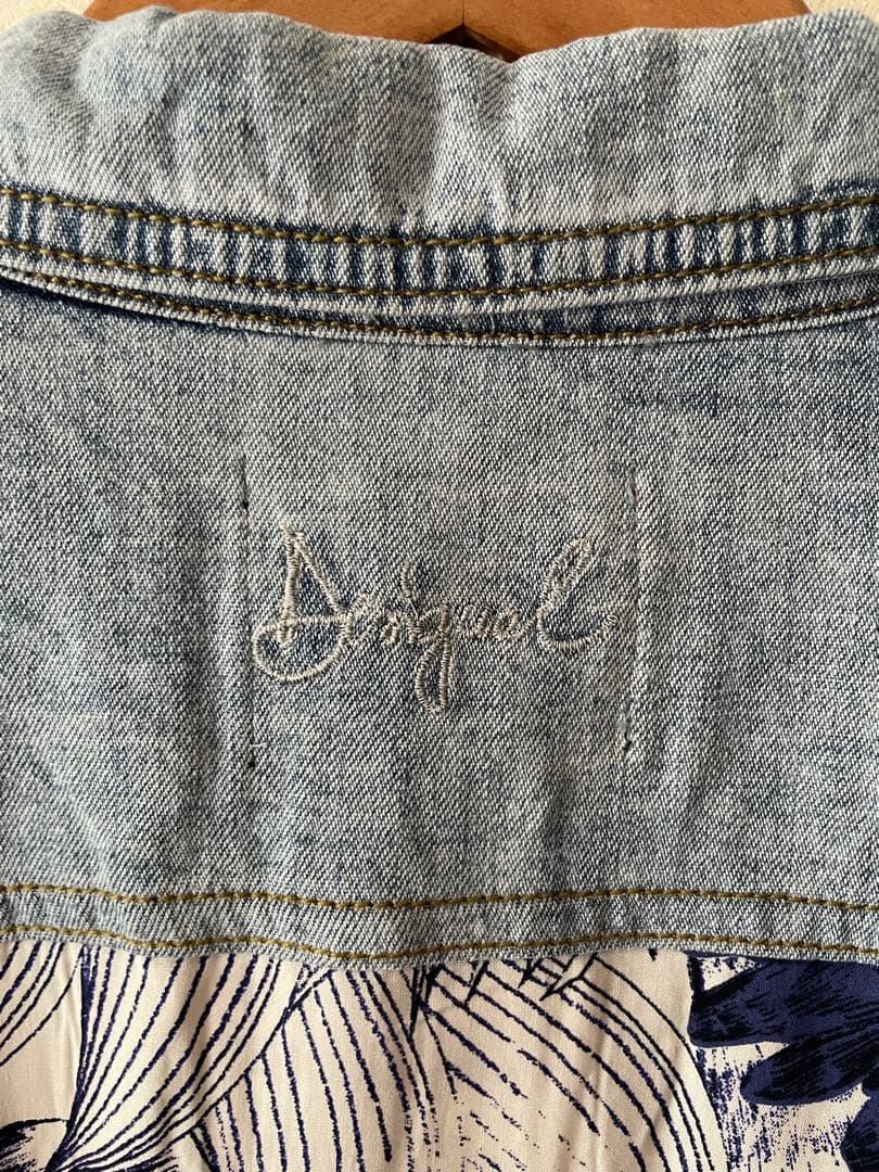 【新品】Desigual 花柄デザイン 薄手のデニムジャケット 40サイズ