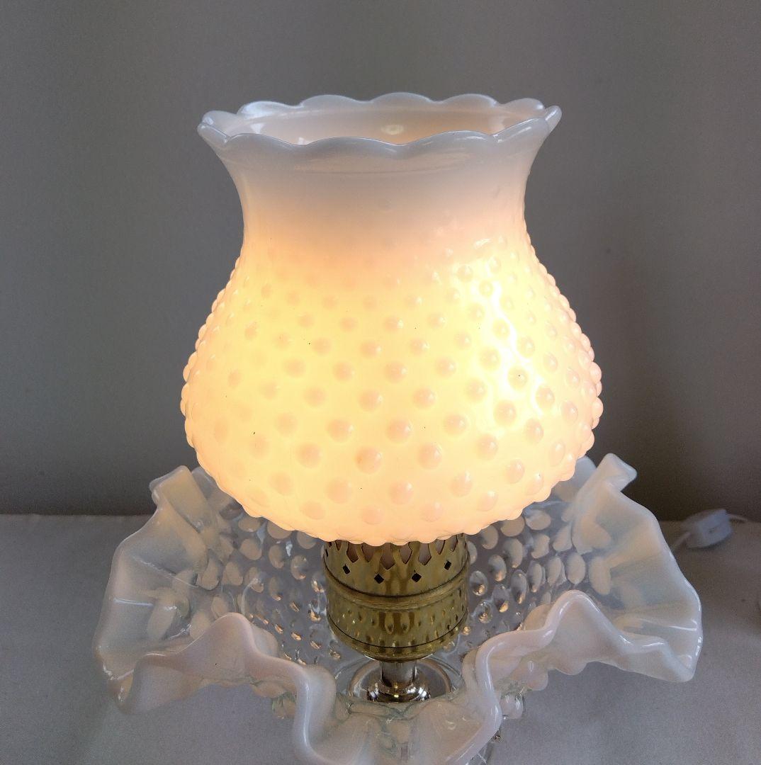 ☆フェントン ミルクガラス テーブルランプ オパールセント