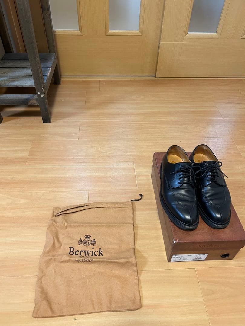 靴 Berwick 4558 UK5