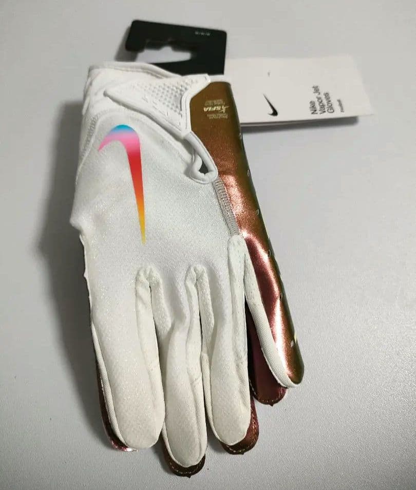 Nike アメリカンフットボールグローブ ホワイト/ローズゴールド