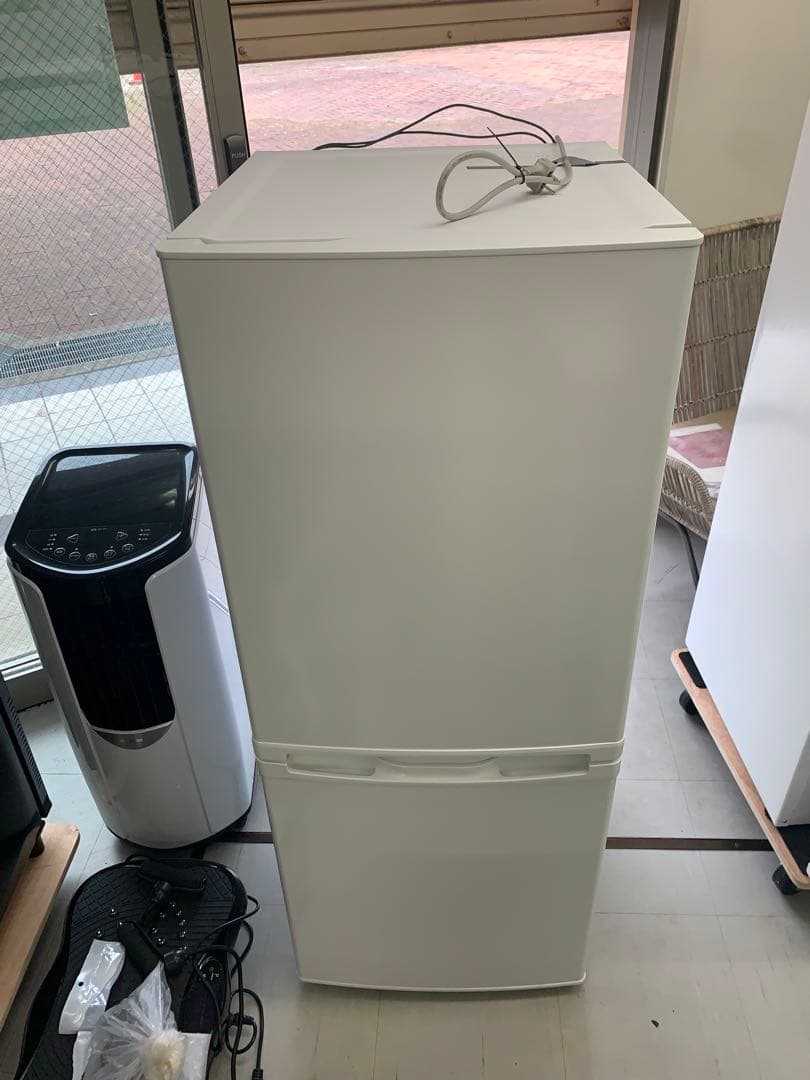 マクスゼン ２ドア冷蔵庫 2022年製 140L 大阪配送限定 美品