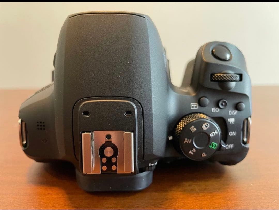 Canon EOS Kiss X10 デジタル一眼レフ