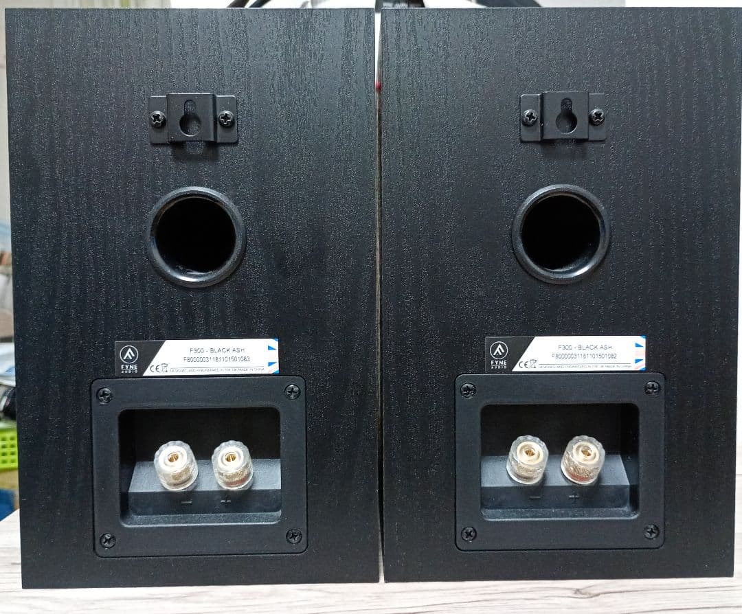 スピーカー・ウーファー Fyne Audio F300