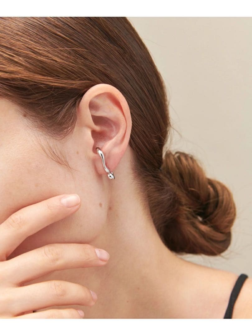 Ete ウェーブ フローピアス フロウ　エテ　シルバー　片耳ピアス