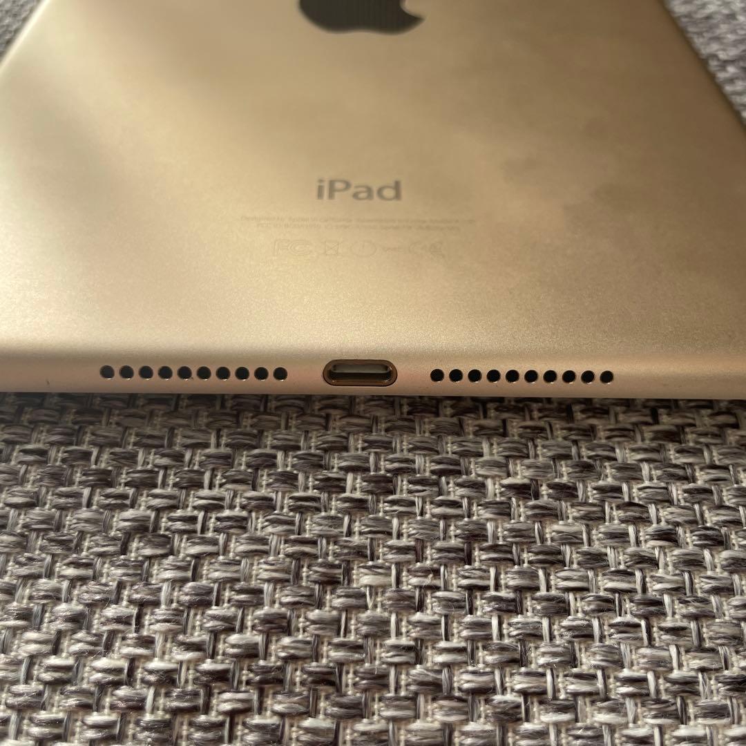 【美品】iPad mini4 128GB SIMフリー 【当日発送】