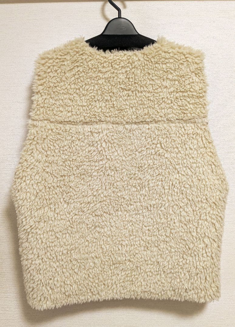 【新品】B.C STOCK ムートンライクリバーシブルベスト ナチュラル