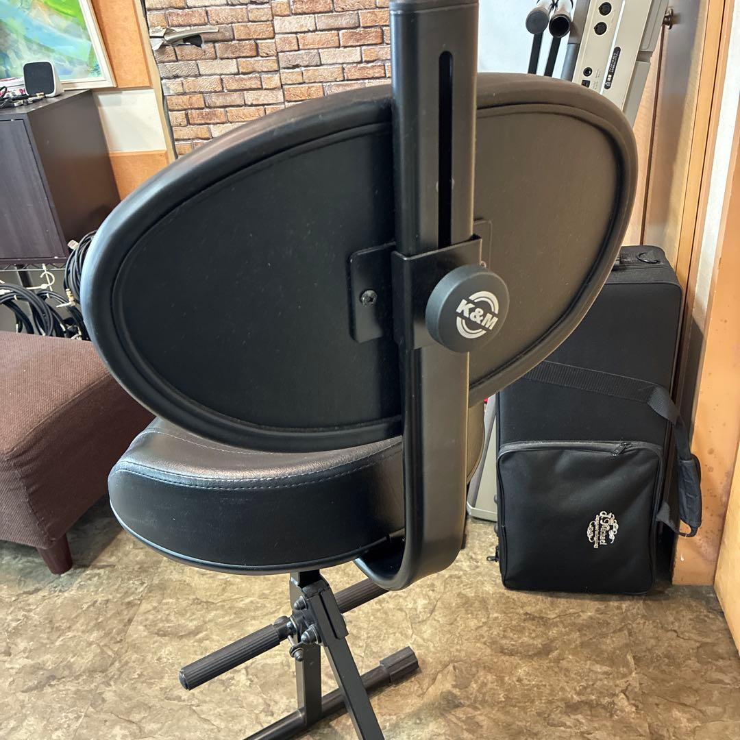 ケーアンドエム K&M 14047 スツール　背もたれ付き　ギター演奏用　椅子