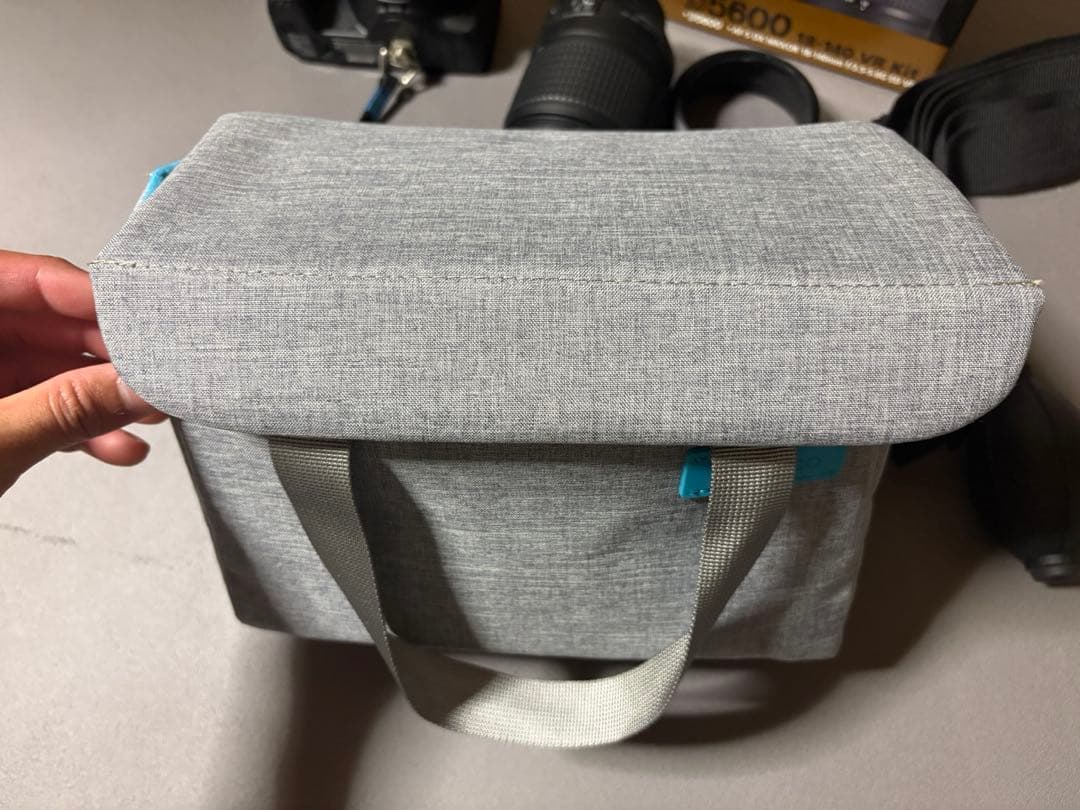 D5600 18-140 VR kit 付属品あり