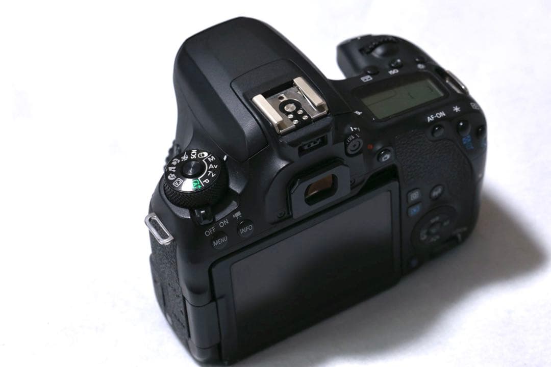 キヤノンCANON EOS 9000D