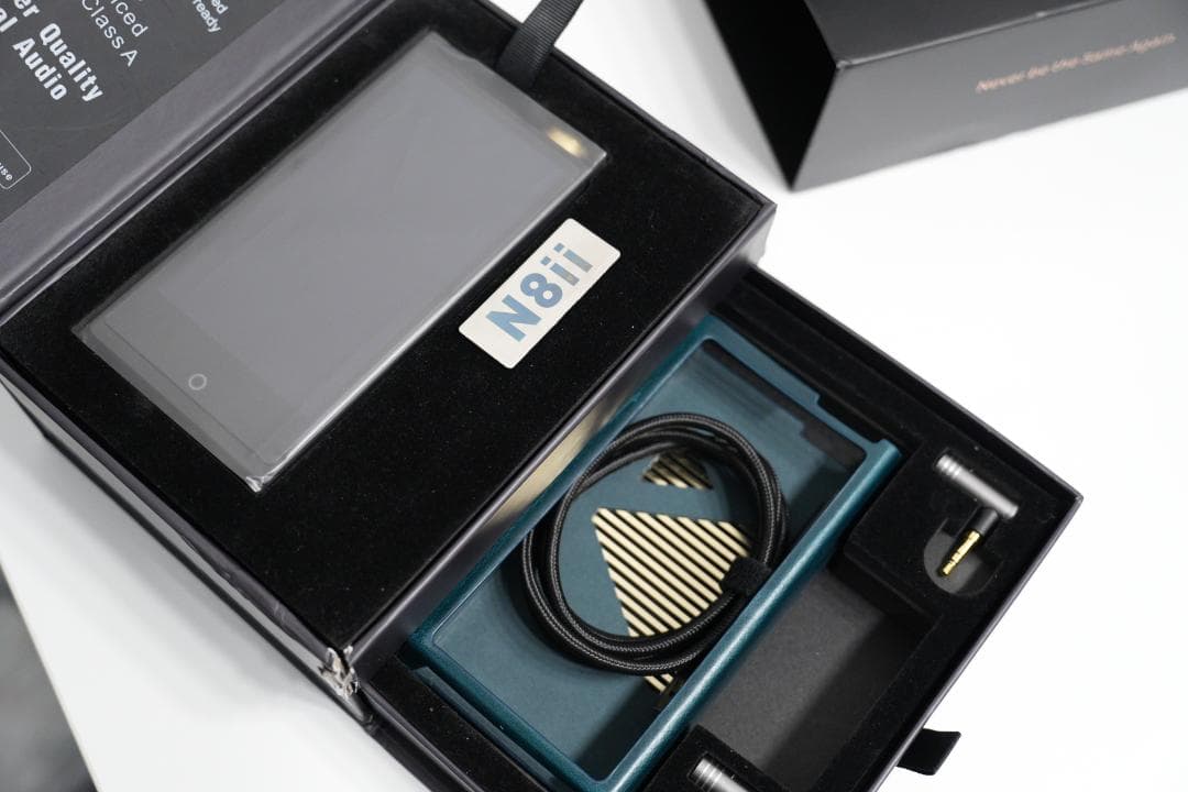 ポータブルプレーヤー Cayin N8ii