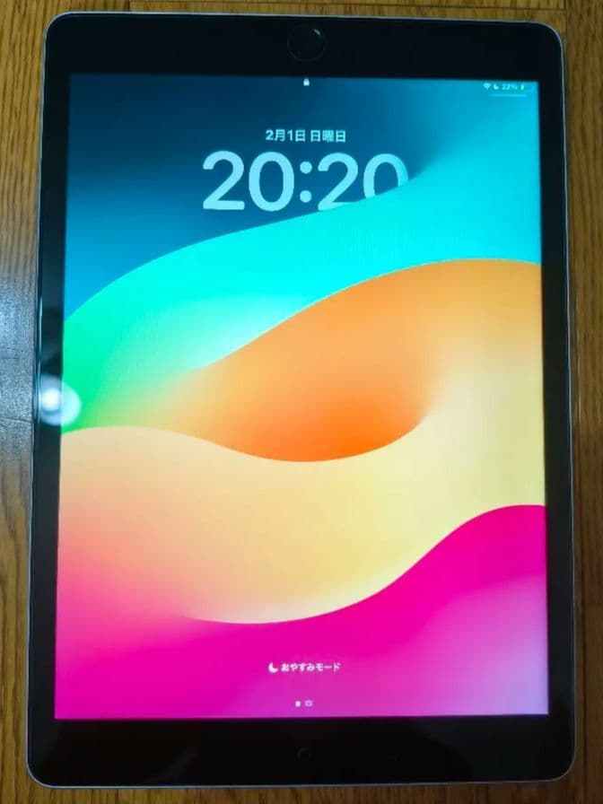 美品　Apple　iPad　9世代　64GB　WiFiモデル　ケース付き