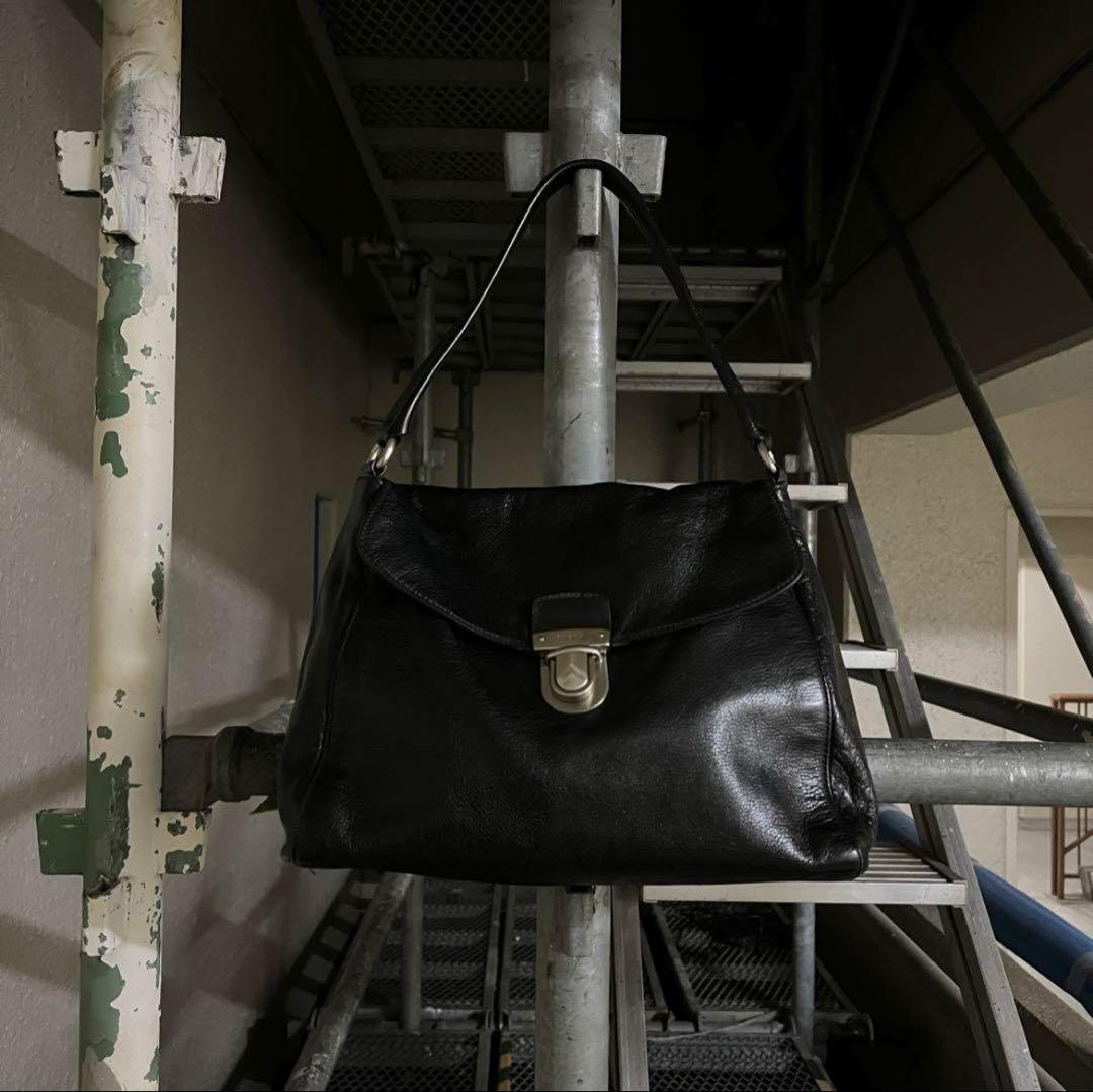 バッグ PRADA archive leather one shoulder bag