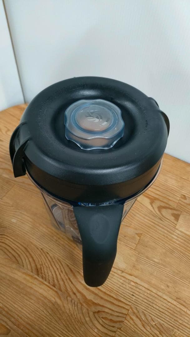 【目立った汚れなし】Vitamix E520 ホワイト　保証書あり　1615