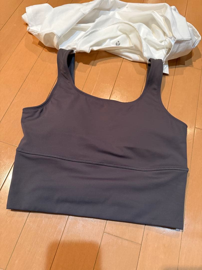 【SUKALA】ブラトップ付きエンボスTee Lサイズ