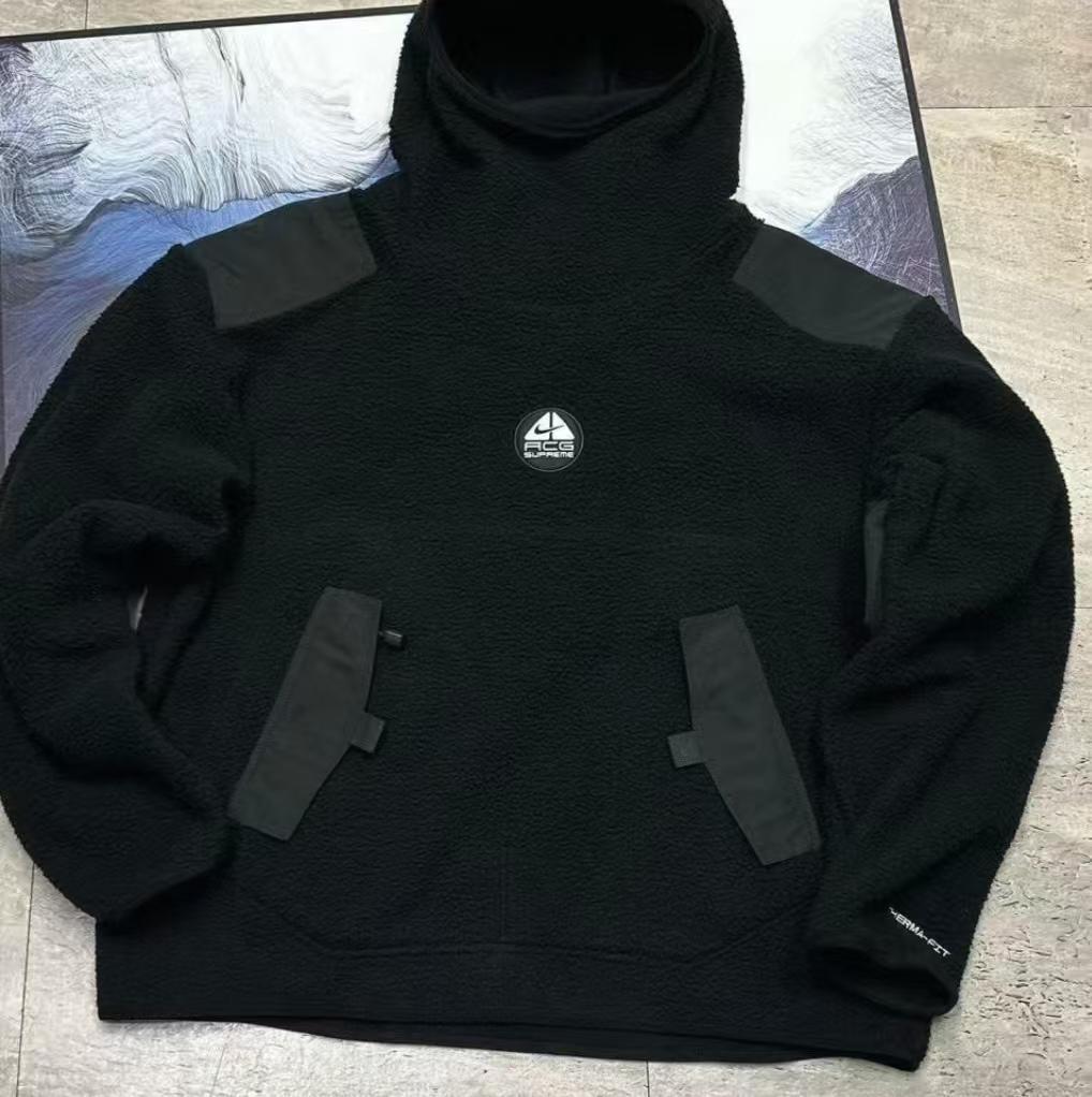 NIKE ACG コラボ 刺繍 ボア スウェット