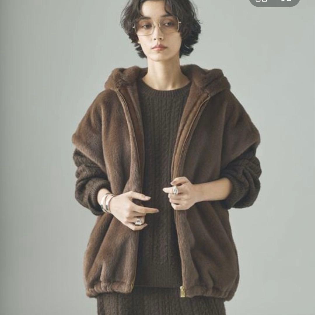 【専用】25AW Curensologyカレンソロジーファーフーディベスト新品