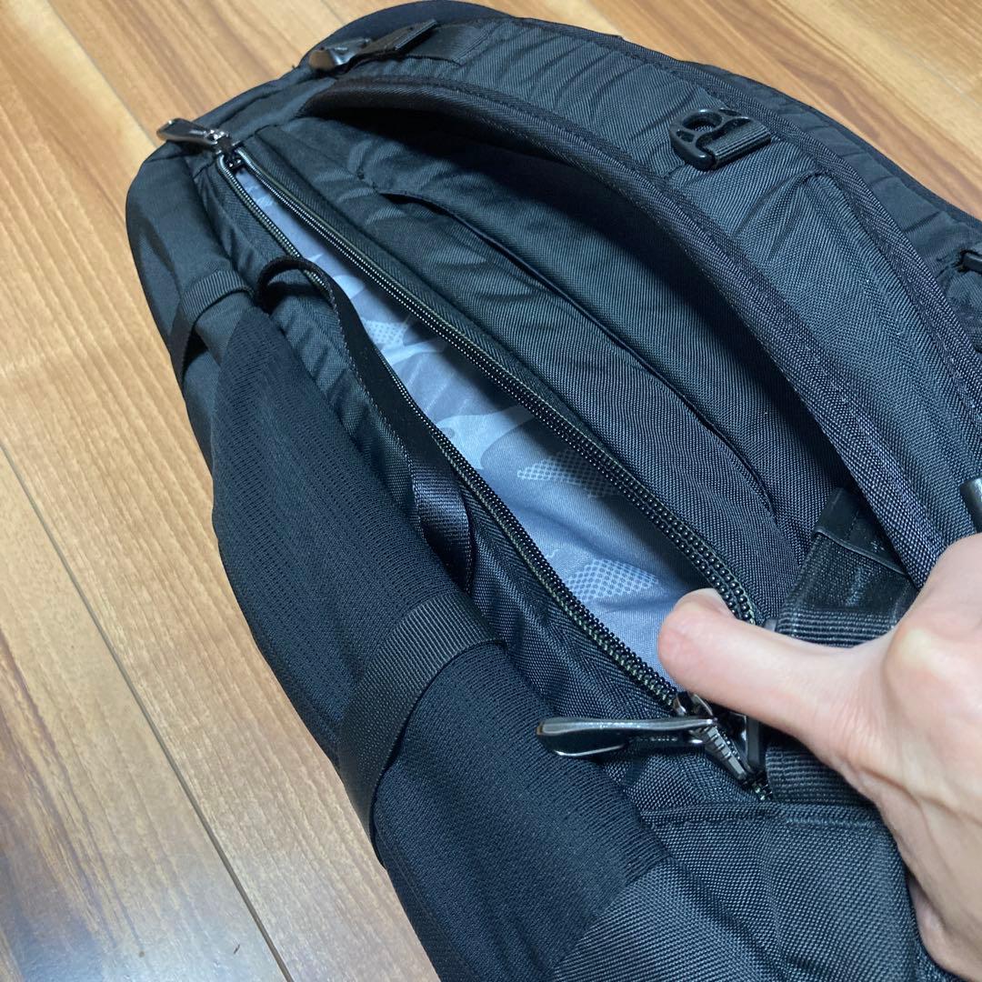 pacsafeパックセーフ 35L バックパック