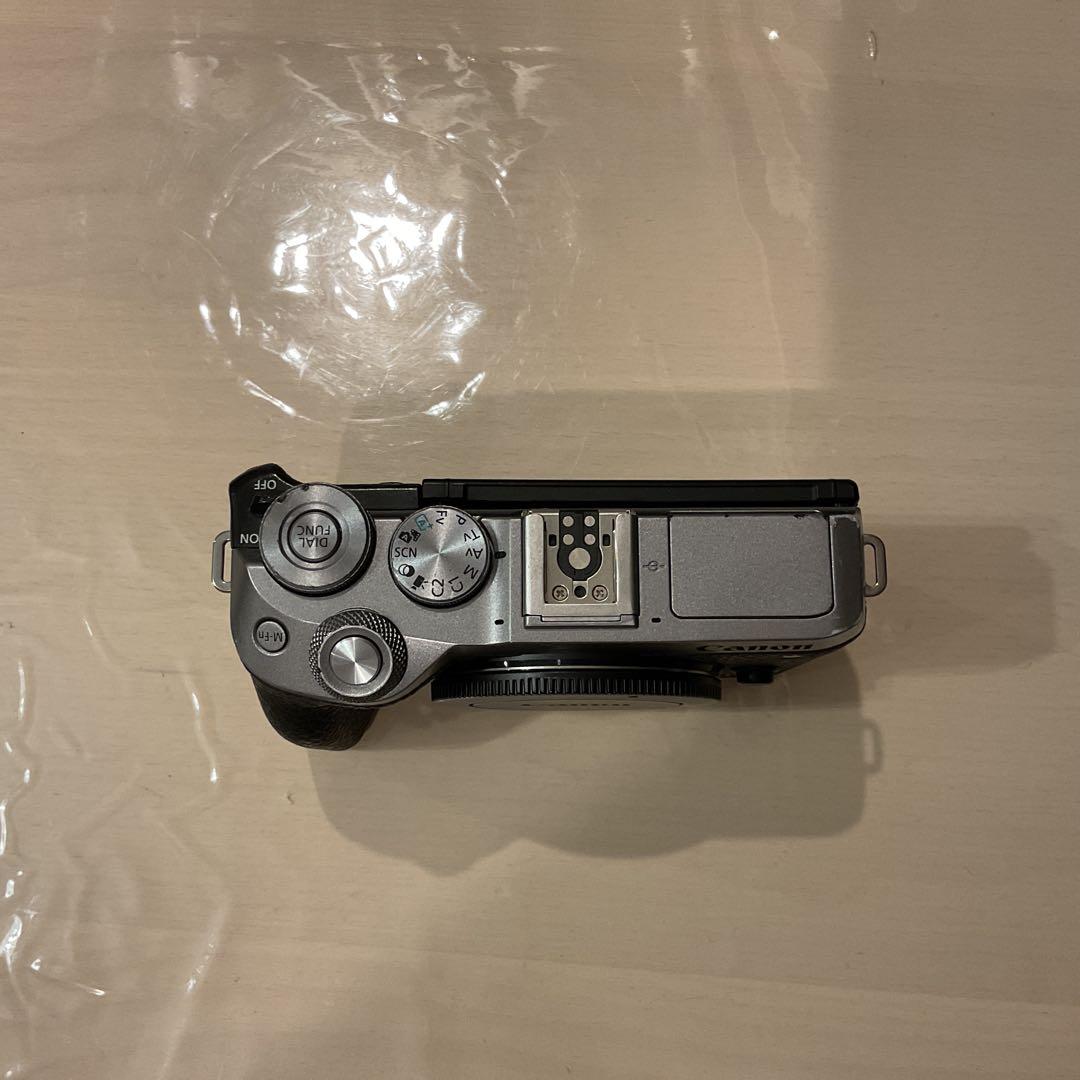 Canon EOS M6 Mark II 本体 + ビューファインダー