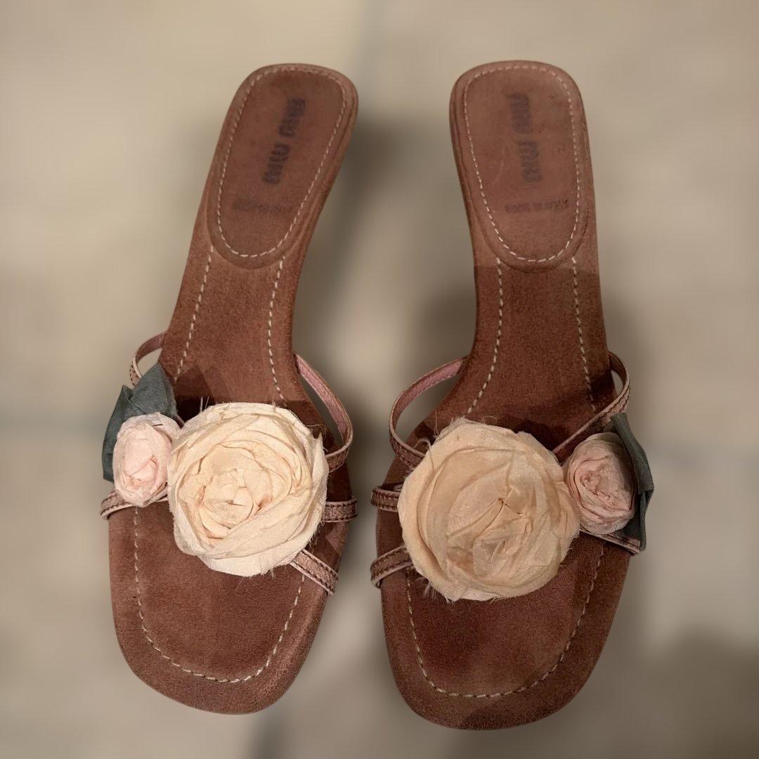 I*e様 Miu Miu フラワー装飾 ハイヒールサンダル
